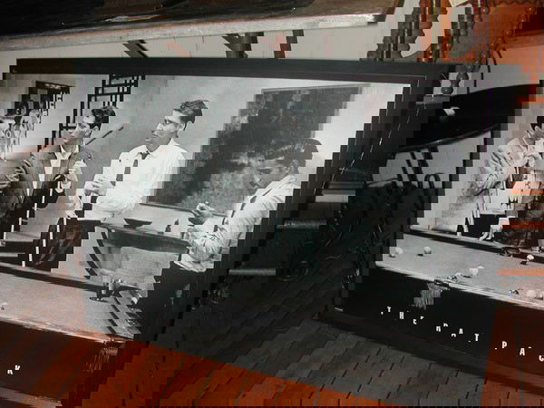 THE RAT PACK' FRAMED BLACK & WHITE PRINT (4178): "The Rat Pack" framed Black & White print of them playing pool. Dimensions: 26.5"H x 38.5"W Age: Contemporary Material: Framed Print