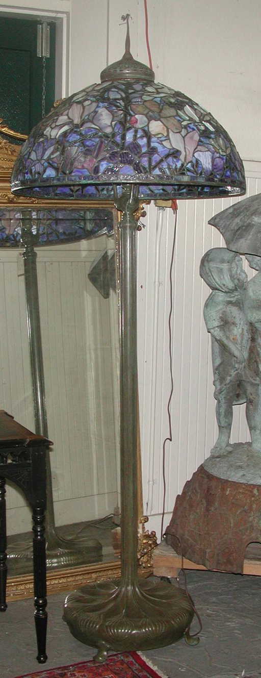603:TIFFANY MAGNOLIA FLOOR LAMP W/ ANTIQUE GLASS 1799