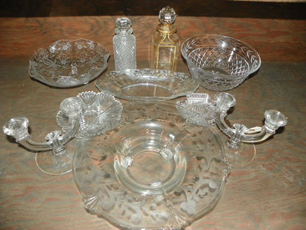 SET OF 10 CRYSTAL ITEMS; PLATTERS, DECANTERS (1515) - 2