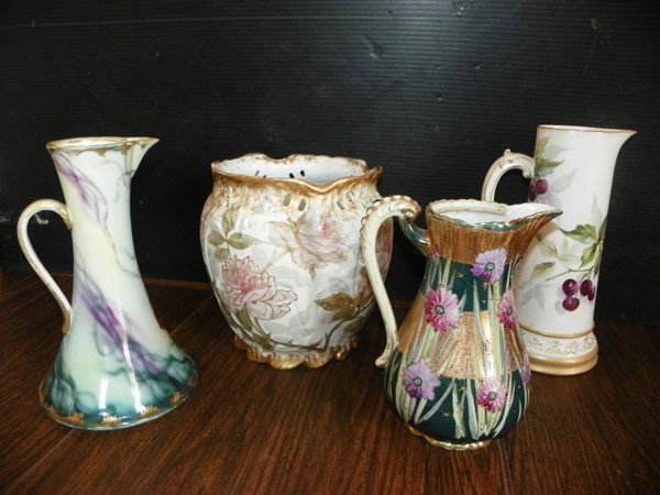 4 PC PORCELAIN LOT 3 PITCHERS 1 PLANTER 2280 - 2