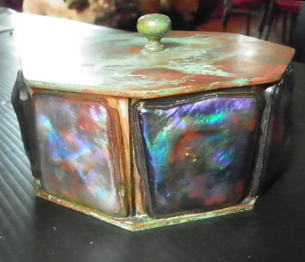 SIGNED TIFFANY STUDIOS BRONZE BOX 2178: Signed Tiffany Studios bronze box with turtle back inserted glass numbered 1005. Sold as is with no guarantee. Dimensions: 3.25"H x 5.75"W Age: Materials: glass and bronze