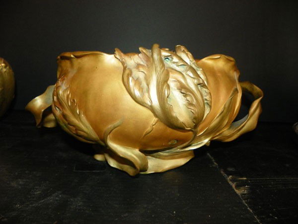 F DUBON FINE BRONZE ART NOUVEAU BOWL SUSSE FD 2230: Incredibly designed cast bronze Art Nouveau bowl of fully bloomed flower with side foliate accents and handle. Signed F Dubon and Susse Freres Foundry Mark. Dimensions: 5'H x 12"W x 9"D Age C 1880 Mat