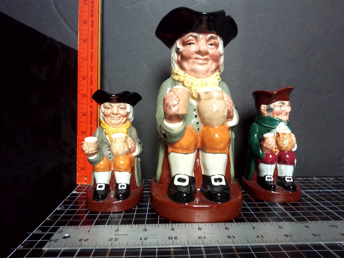 3 Royal Doulton Toby jugs- 2 Old Charlie & 1 Happy John: 3 Royal Doulton Toby jugs- 2 Old Charlie & 1 Happy John