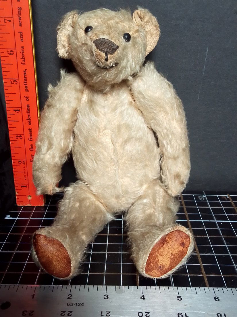 Wonderful antique teddy bear possibly unmarked Steiff  10 1/2" long (1 of 11)