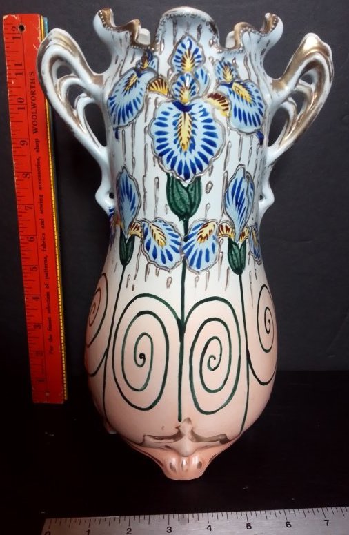 Great antique Royal Nishiki Nippon moriage hand-painted Art Nouveau 2 handle vase with lilies (1 of 10)