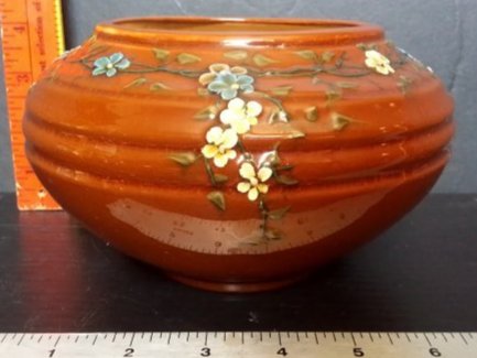 Vintage Weller? Pottery bowl high relief dainty Vines and flowers brown background ribbed beehive (1 of 13)