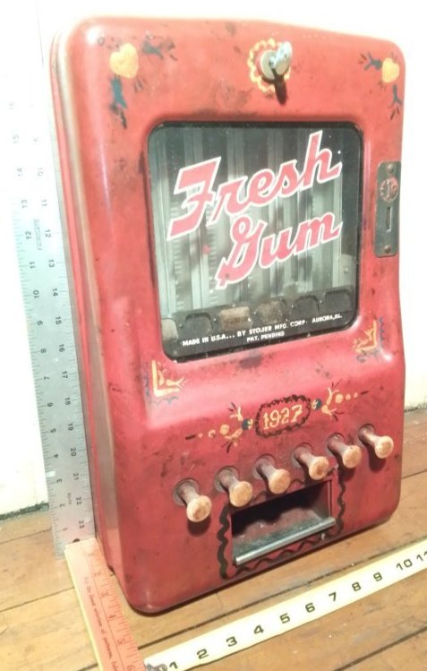 Antique Art Deco 1927 one cent / penny coin operated gum machine Stoner manufacturing (1 of 14)
