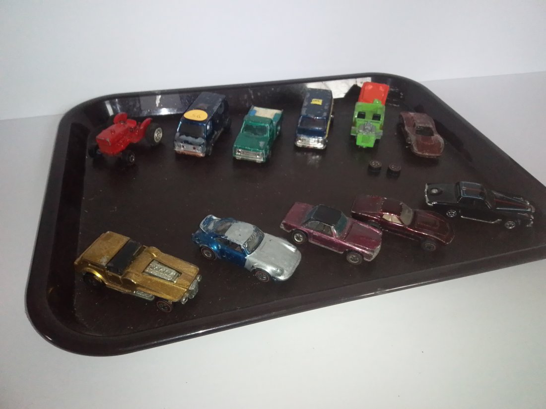 Vintage Lot of 11 Hot Wheels toy cars, red line The Hood, Corvette and others: Vintage Lot of 11 Hot Wheels toy cars, red line The Hood, Corvette and others.Please feel free to ask any questions you may have or request any particular photos.All lots within this sale all start at