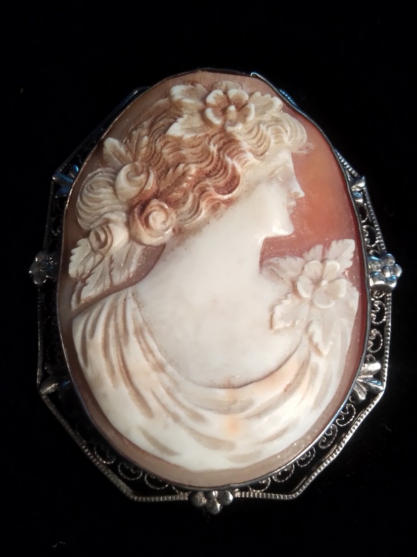 Victorian lady cameo pendant, brooch Sterling pin pierced filigree intricate & floral design (1 of 12)