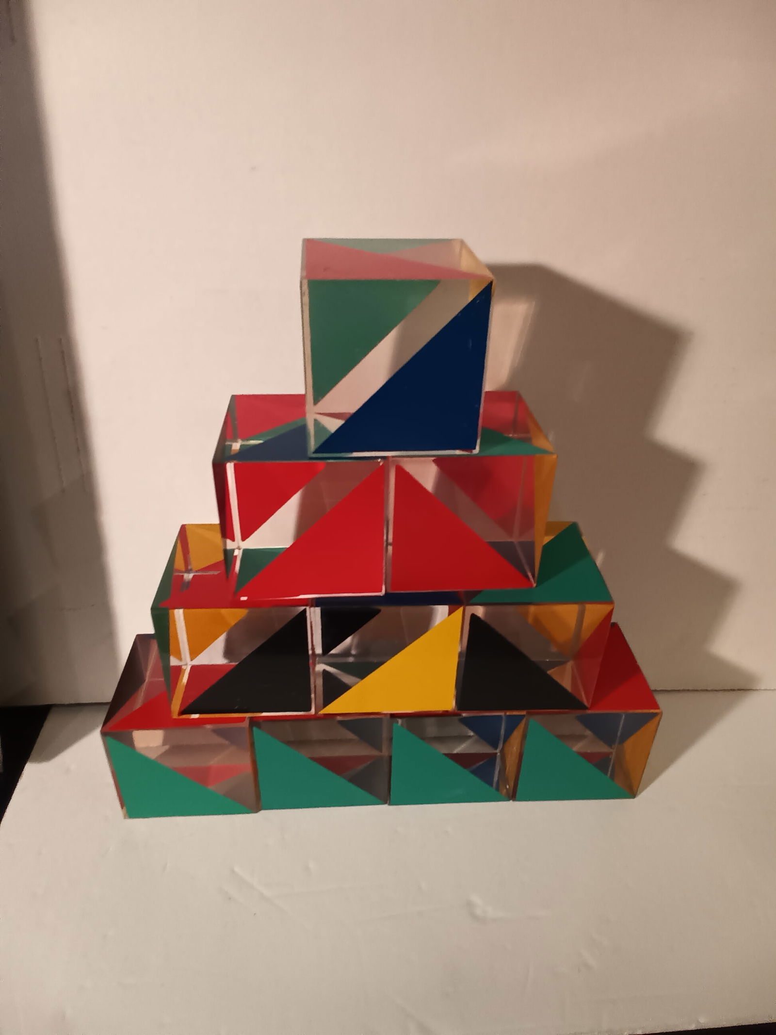 Mid Century Modern Lucite Paperweights 10 Geometric cubes 5 color painting: Mid Century Modern Lucite Paperweights 10 Geometric cubes 5 color painting. Unlike all the other Lucite paperweights The colors on these are painted on With blue, green comI am listing With blue, gree