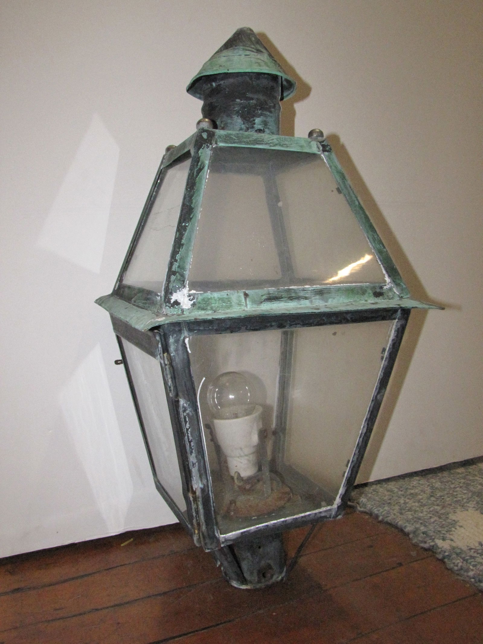Antique Tapered square Cone Top Copper Post lantern Top, Green Patina 19th Century, 3" Post (1 of 10)