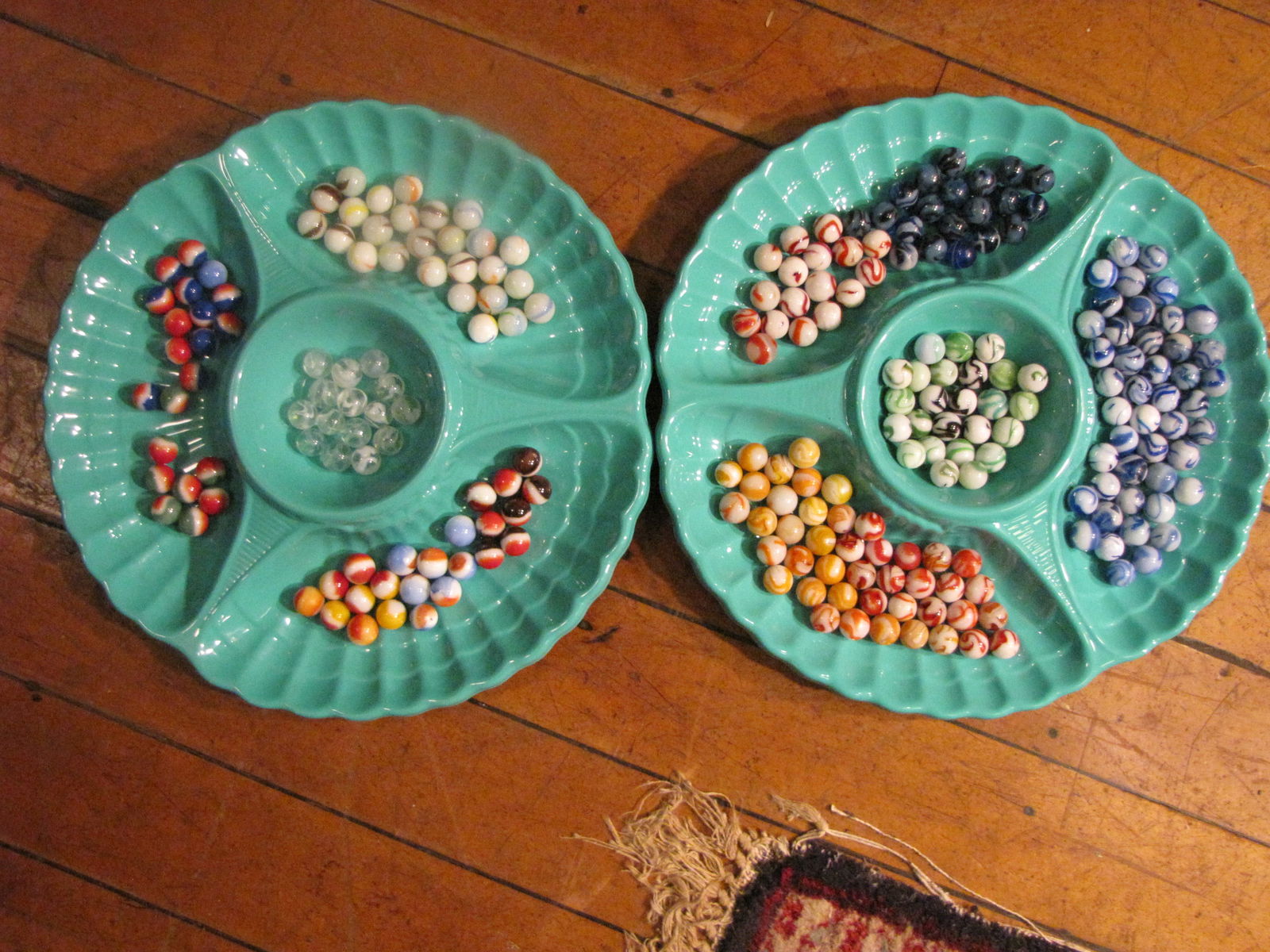 Vintage Glass Marbles - 2 tray lot, Patch & Swirls, Argat Oxblood, Opaque & Milk white, SOME GLOWERS (1 of 12)