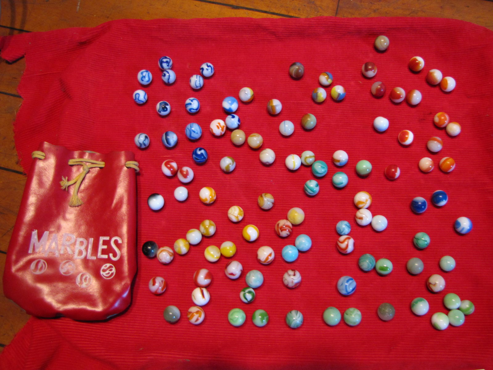 Vintage Glass Marbles - mixed variety tray lot w/ vintage bag, Agate, Christensen plus some Glowers (1 of 12)