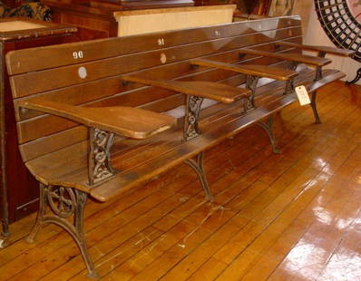 HARD TO FIND OAK RAILROAD BENCH 5 SEATS 357: Hard to find oak railroad bench with 5 seats. LOT # 357 Dimensions: 31" H x 112.5" W x 18" D Age: C. 1880 Material: Oak