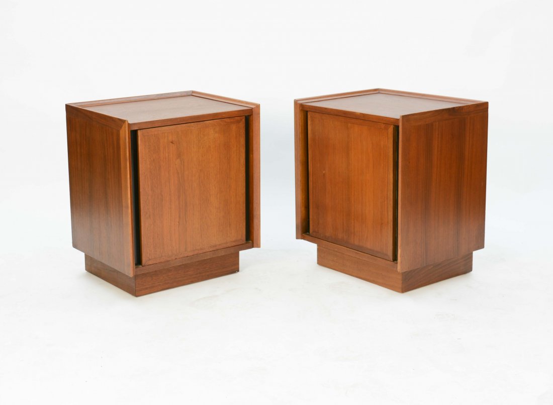 Pair of Mid-Century Modern Walnut Nightstands "Esprit" (1 of 5)