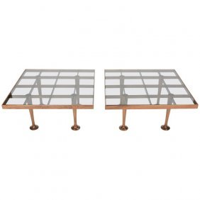 Pair of Finely Detailed and Elegant Italian Side Tables (1 of 11)