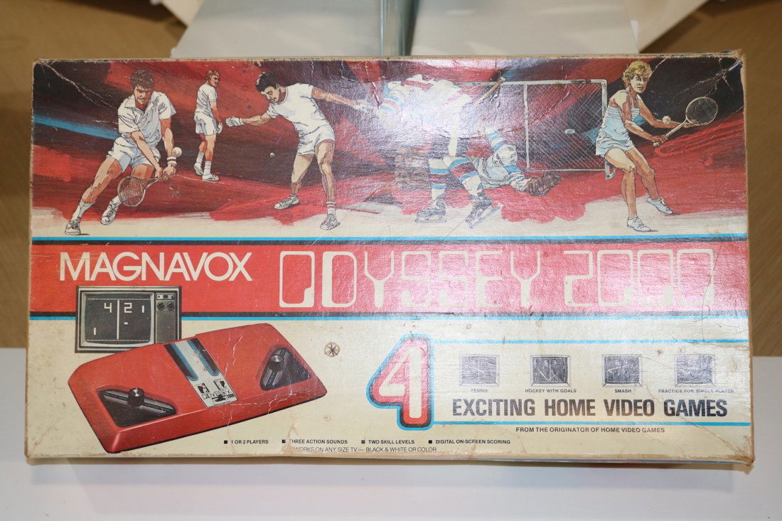 Magnavox Odyssey 2000 Home Video Game Console (1977) (1 of 4)