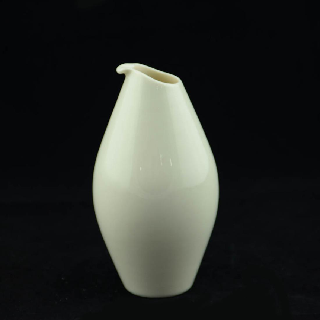 Eva Zeisel, Museum Service Handless Creamer (1 of 3)