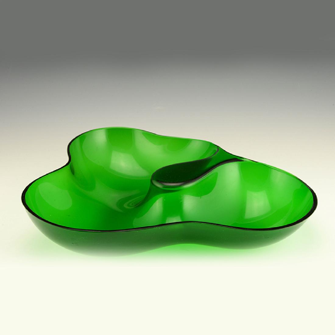 Eva Zeisel, Rare Cloverware Bowl in Green: Eva Zeisel, a rare Cloverleaf Bowl in Deep Emerald Green, Cloverware, Clover Box and Manufacturing Company, Bronx, New York, plexiglass modeled by air pressure, 1946-1947. 2 1/2 x 12 x 12 in. (6.3 x 3