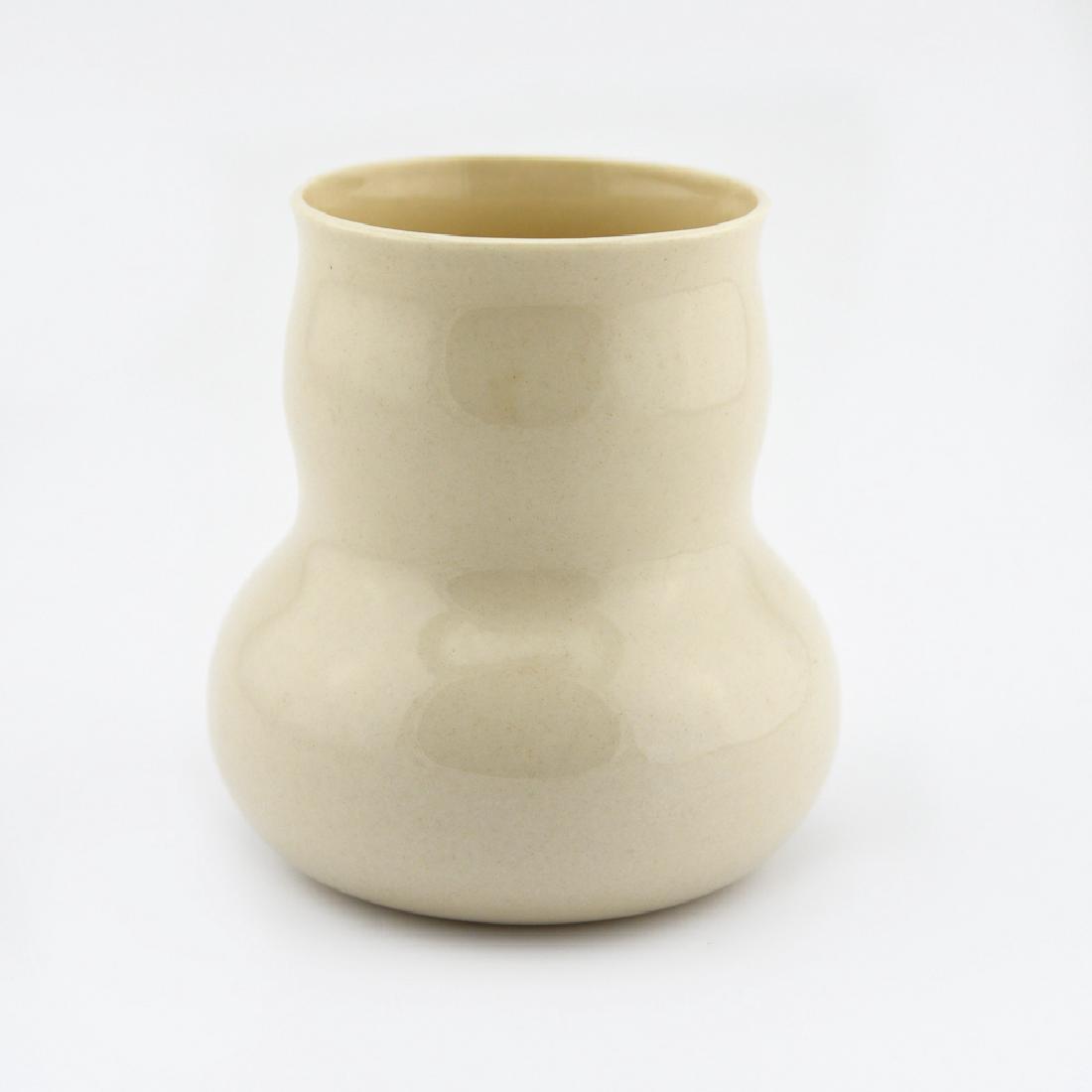 Eva Zeisel, Rare Riverside Tumbler: Eva Zeisel, a rare Tumbler in White Glaze, Riverside Ceramics, Riverside, California, 1947. Porcelain. Height: 4 in. (10 cm); dia.: 3 1/2 in. (9 cm).1620-193 Provenance: Purchased by California landsc