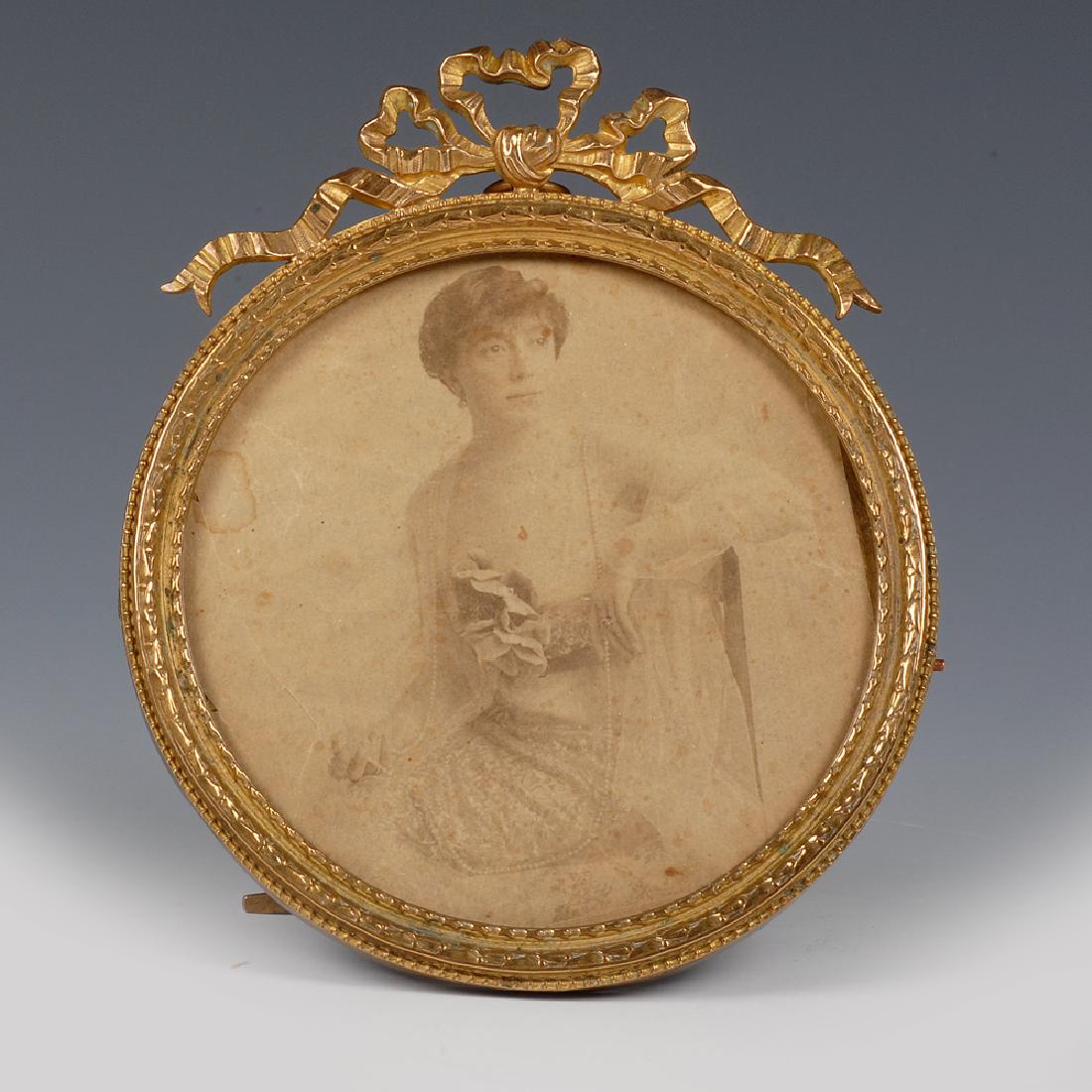 French Round Bronze Frame with photo (1 of 3)