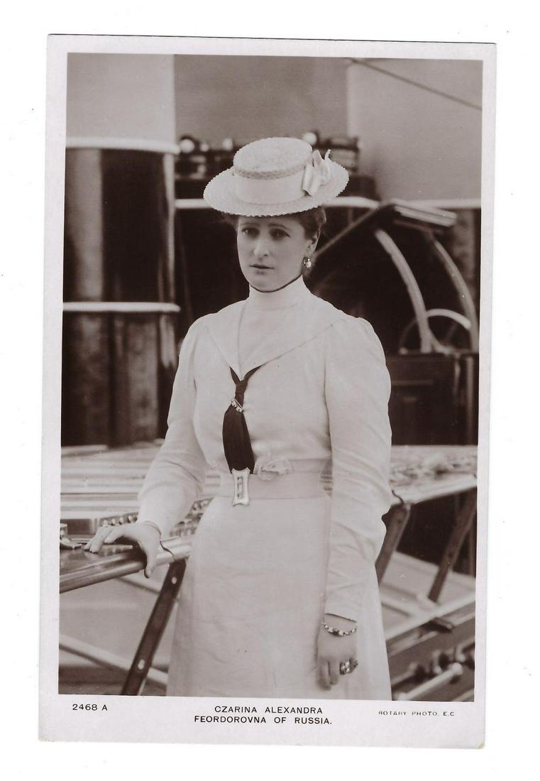 Empress Alexandra Feodorovna Photo Post Card (1 of 2)