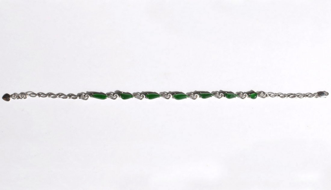 18K Gold Natural Jadeite Bracelet (1 of 3)