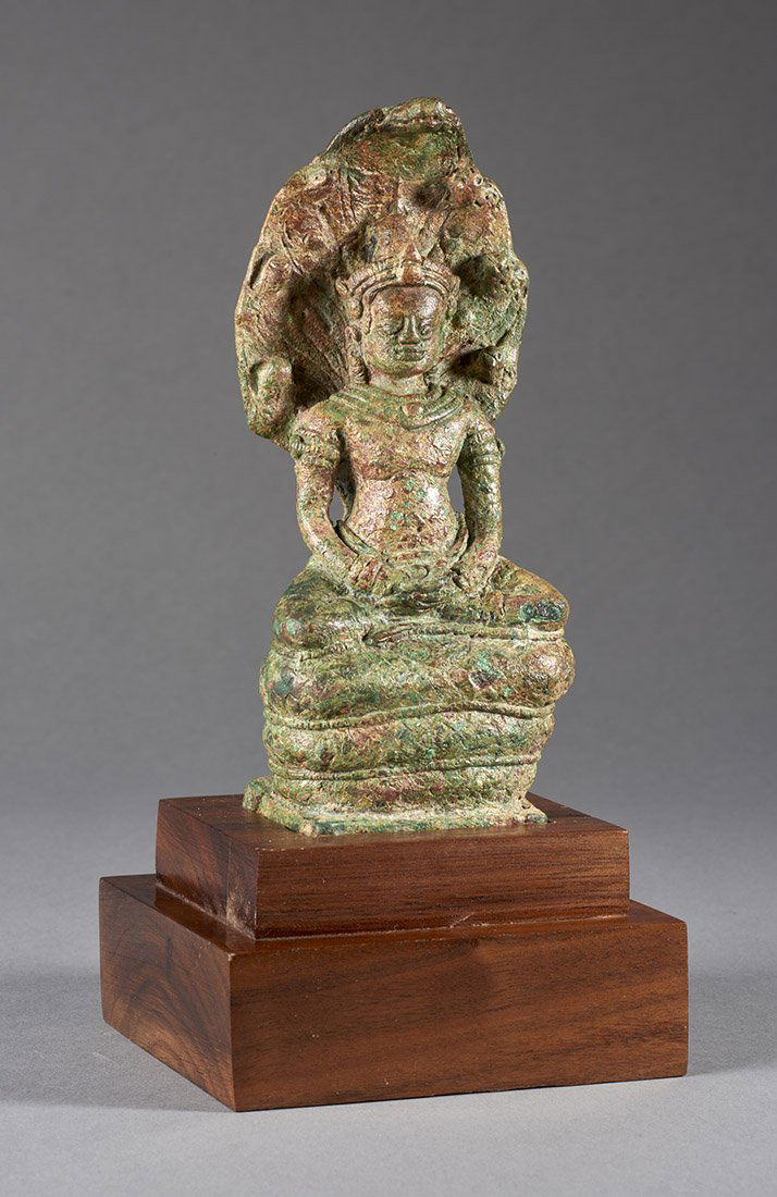Ancient Khmer Bronze Buddha (1 of 3)
