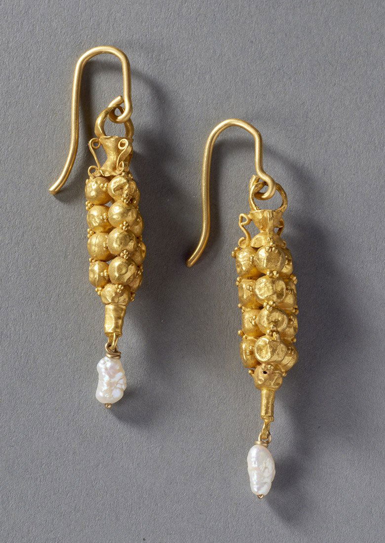Pair of Large Ancient Roman Gold Earrings (1 of 1)
