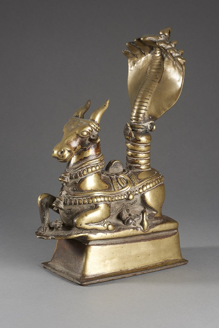 Large South Indian Bronze Nandi Bull (1 of 3)