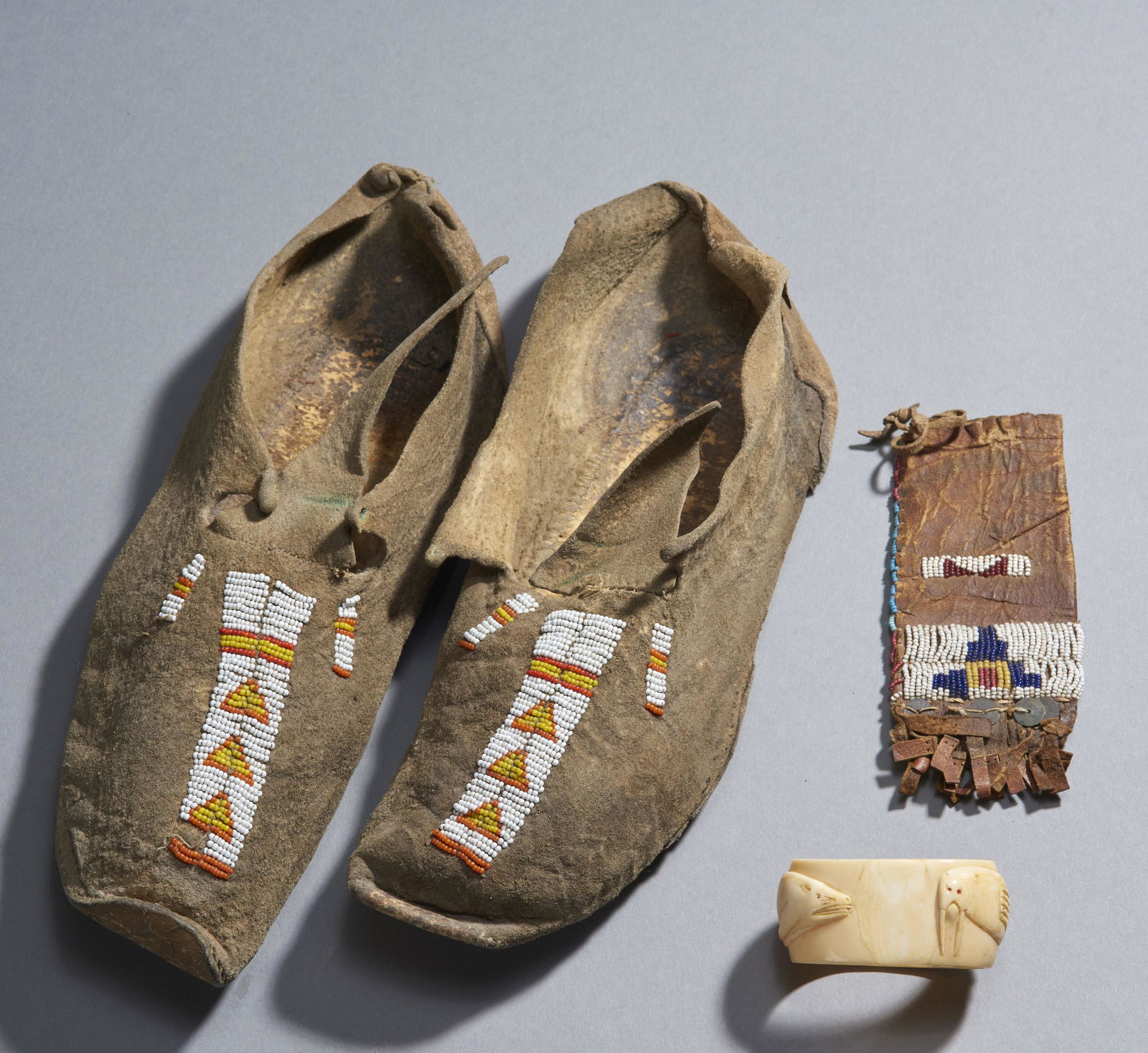 Antique Native American Moccasins & Beaded Pouch (1 of 1)