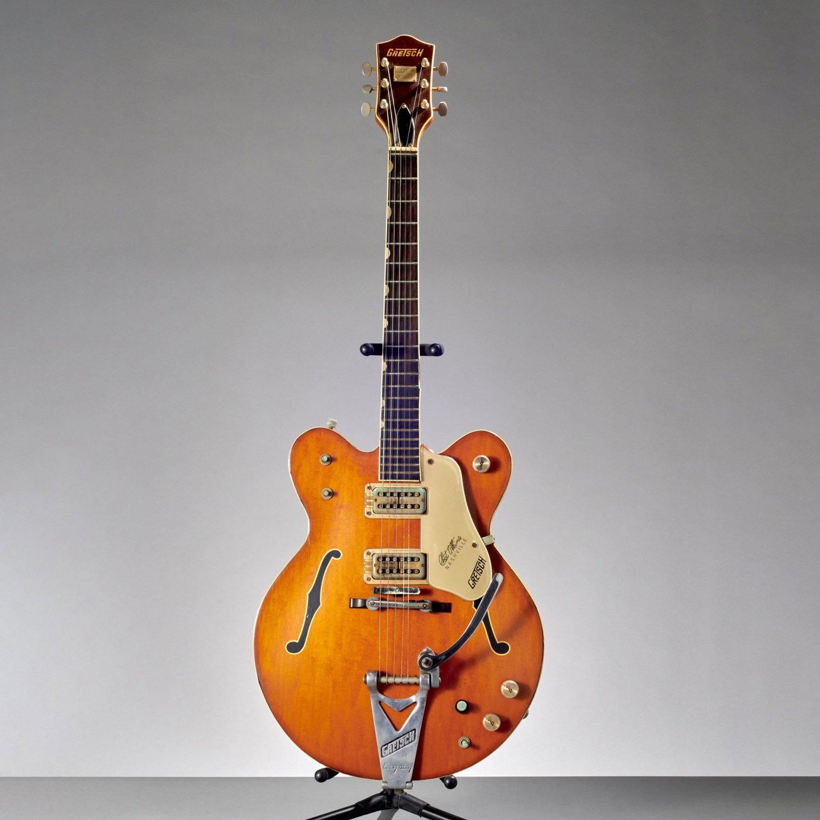1969 Gretsch Chet Atkins Nashville Semi-Hollow Body Electric Guitar (1 of 11)