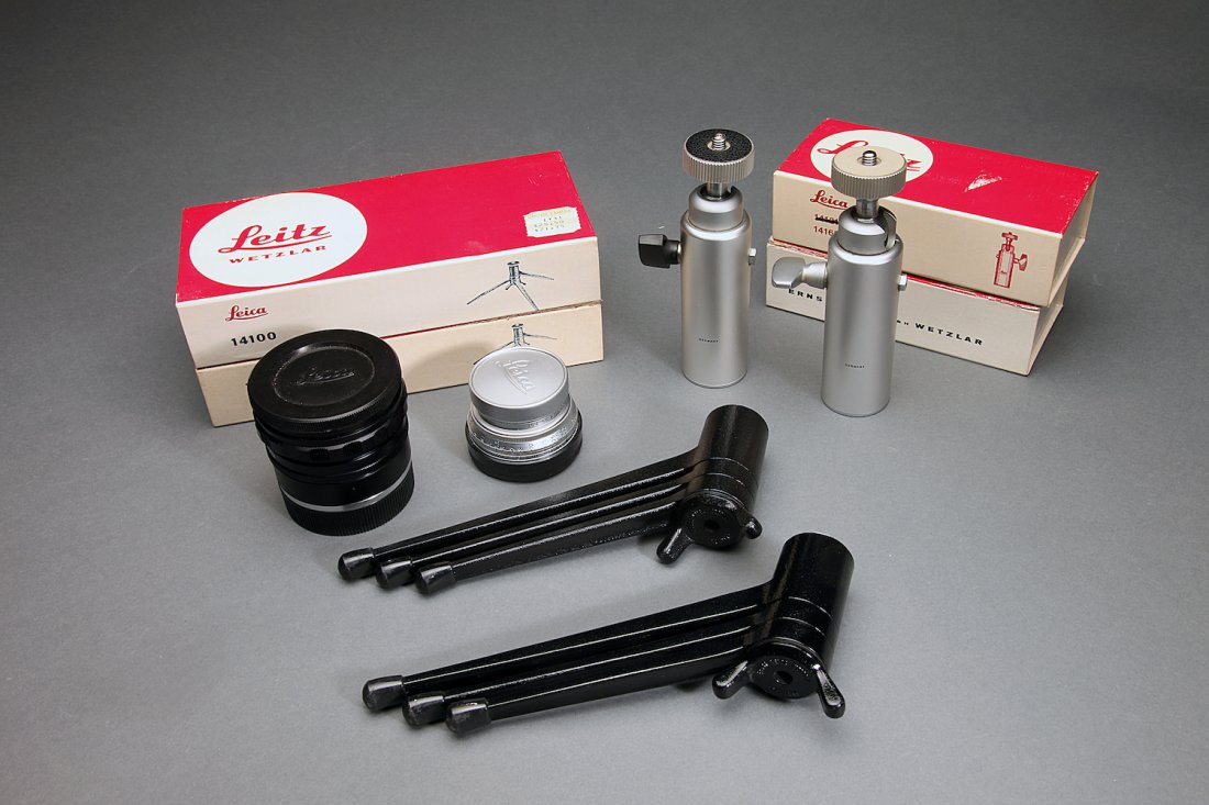 2 Leica Camera Lenses & 2 Leica Mini Tripods (1 of 1)