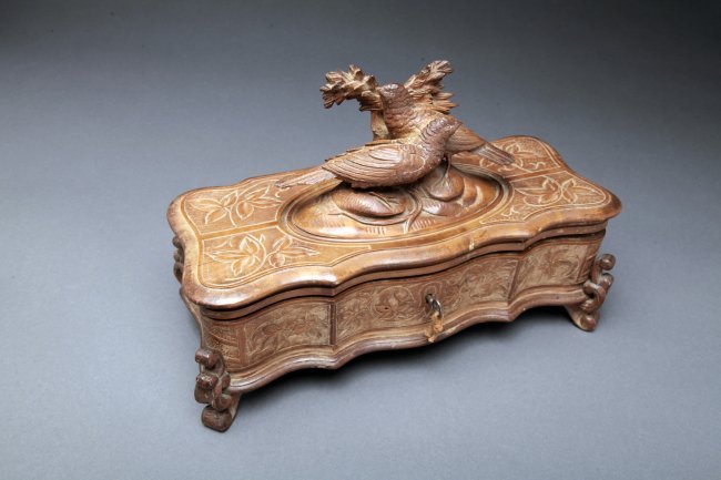 Antique Continental Wooden Glove Box (1 of 4)