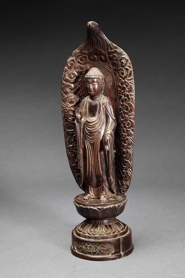 Antique Japanese Bronze Figure of Buddha (1 of 5)