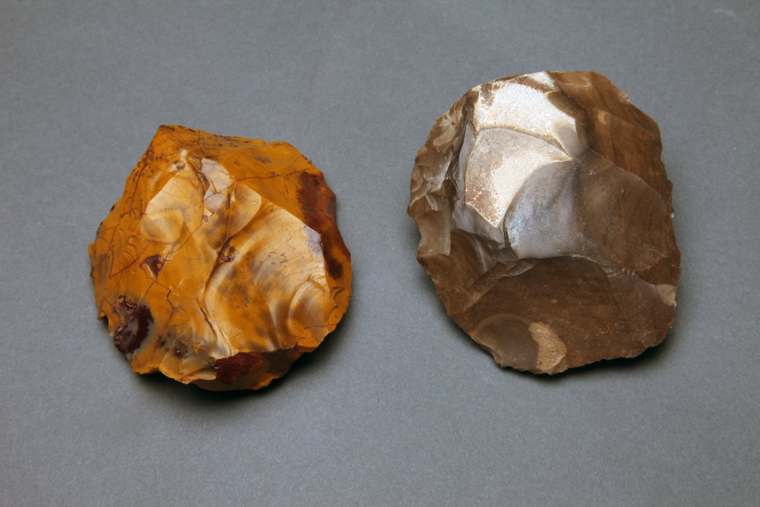2 Stone Achulean Scrapers, Neanderthal Tools (1 of 6)