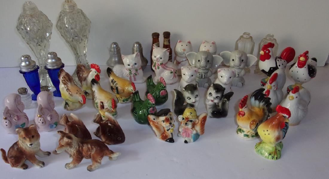 20 vintage sets of salt & pepper shakers: 20 vintage sets of salt & pepper shakers including cats; elephants; chickens.