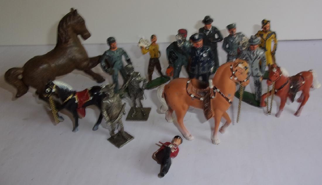 15 piece Vintage toy lot (1 of 4)