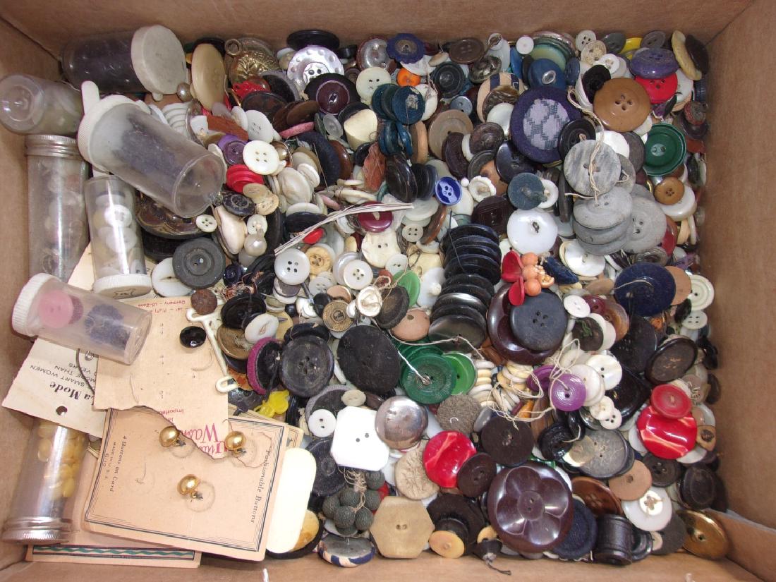 large collection of assorted vintage buttons. (1 of 2)