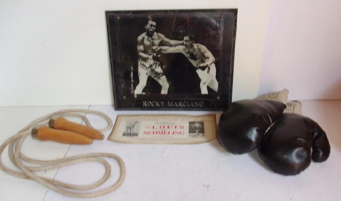 4 piece assorted boxing lot (1 of 5)