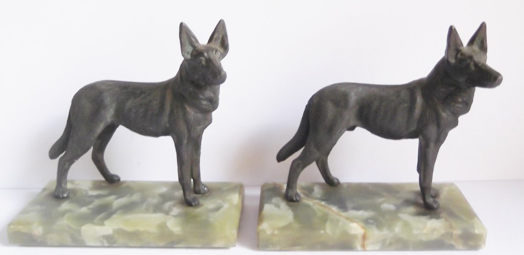 Pair of German Shepherd bookends (1 of 6)
