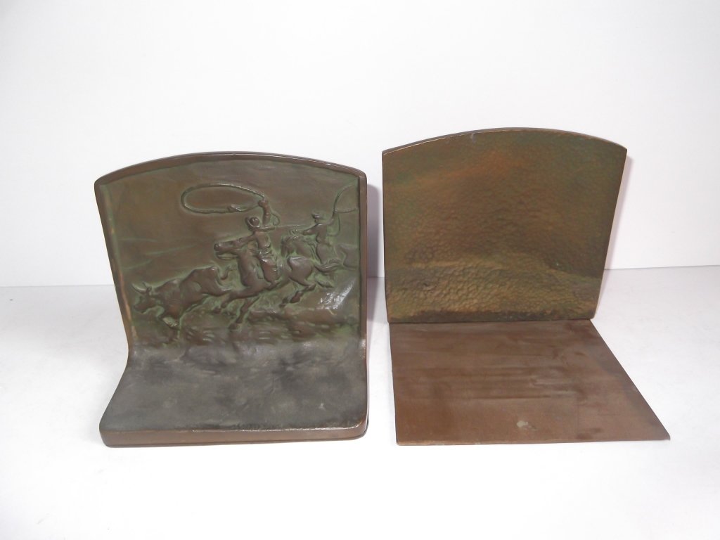 Cowboys on Horseback Lassoing Bull bookends (1 of 4)