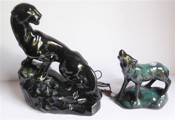 2 piece pottery lot (1 of 5)