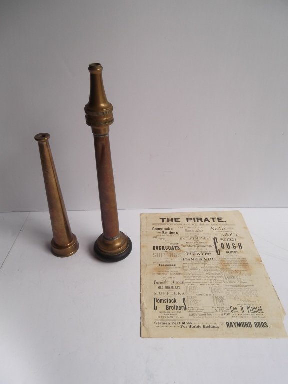 2 brass fire nozzles (1 of 10)