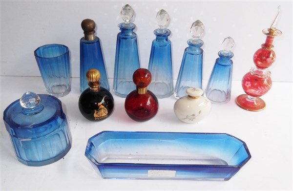 vintage perfume bottles; tray; powder box; glass (1 of 5)