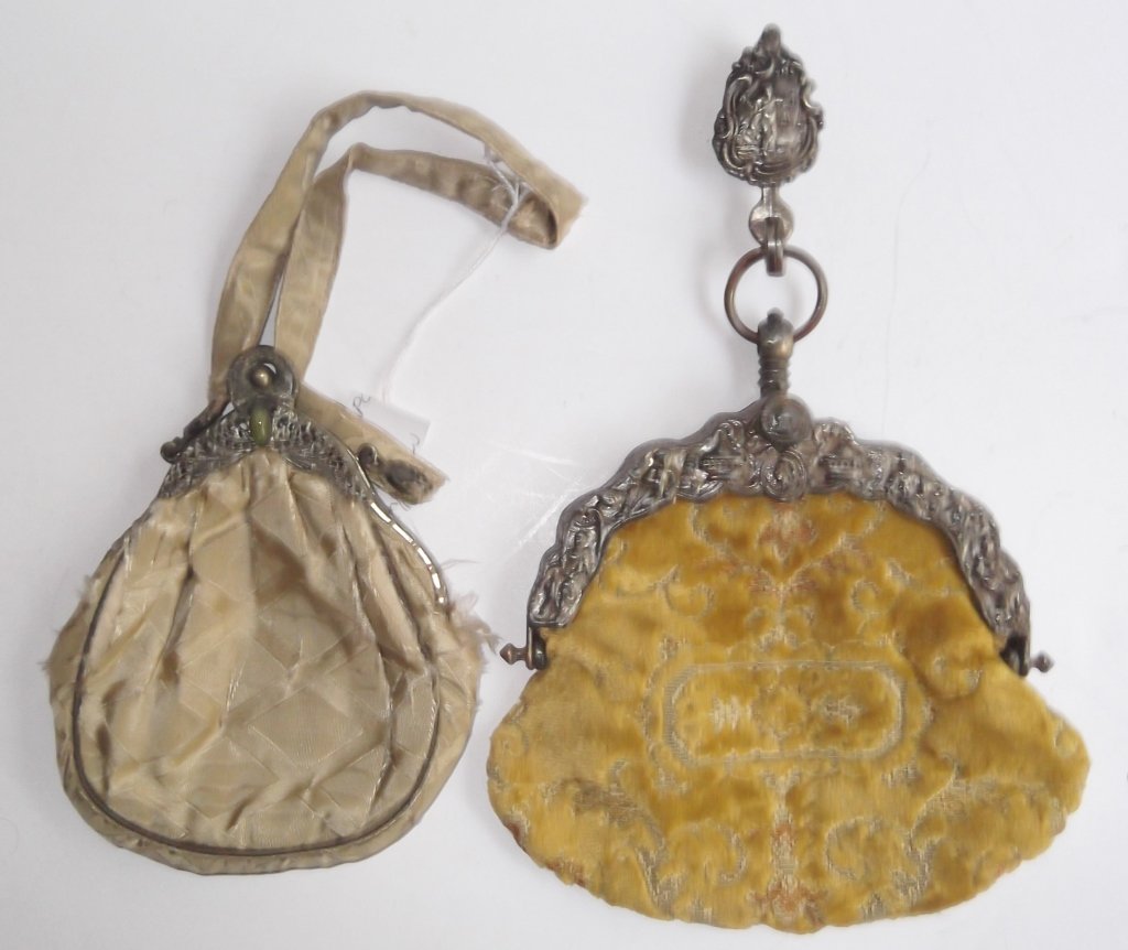 2 Vintage purses (1 of 9)