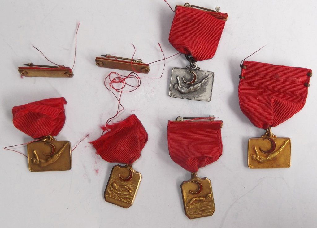 5 swimming medal pins (1 of 8)