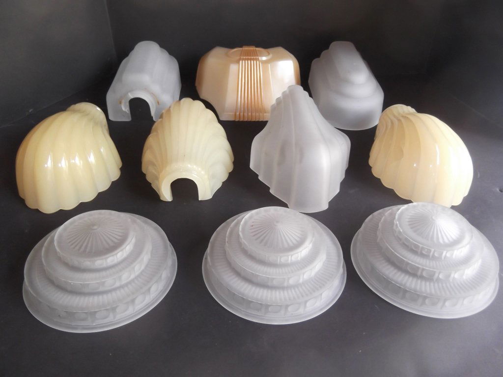 10 vintage assorted glass shades (1 of 6)