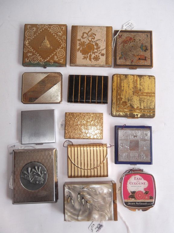 Collection of 13 vintage compacts (1 of 6)