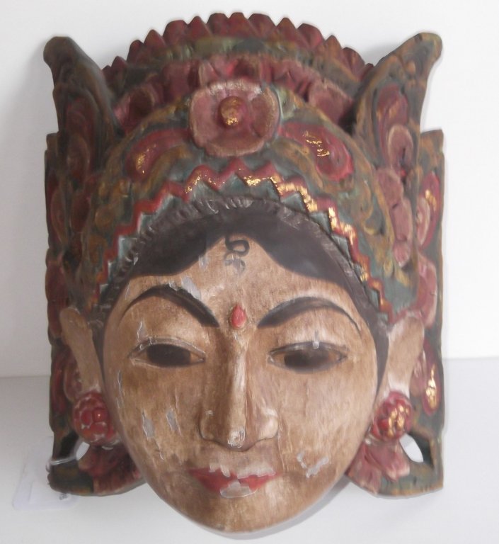 Oceanic goddess wood polychrome mask (1 of 6)